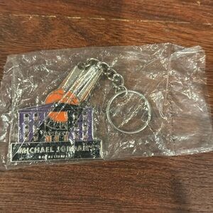 New in package Michael Jordan Restaurant keychain